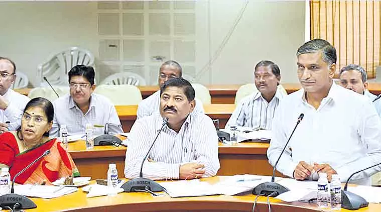 TS Govt to prepare action plan to irrigate 16.84 lakh acres in Rabi - Sakshi