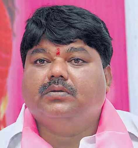 ramulu naik slams congress - Sakshi