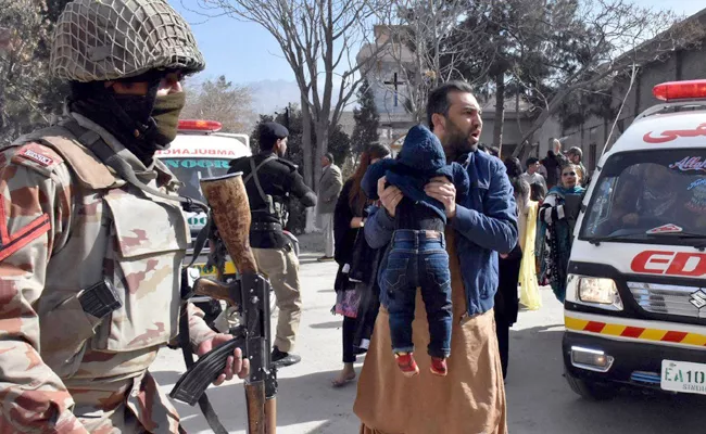 Five killed as two suicide bombers storm Quetta Church - Sakshi