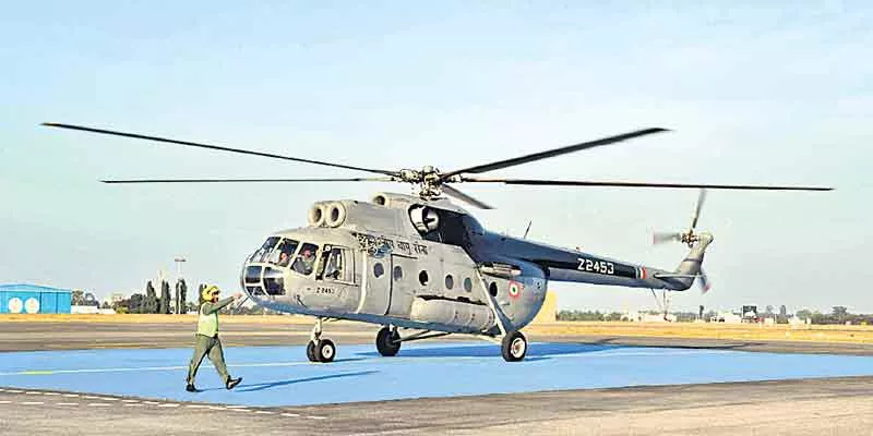 Indian Air Force bids adieu to soviet era Mi-8 helicopter after 45 years  - Sakshi