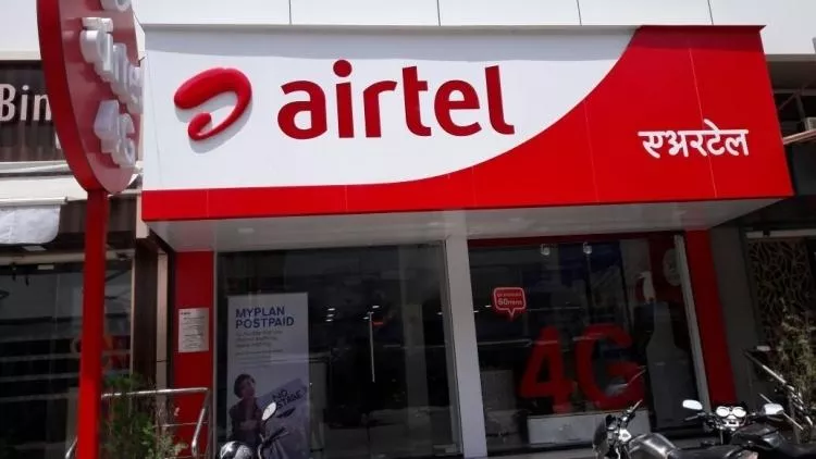 Airtel Now Offers Unlimited Calls, 1GB Data Per Day for 28 Days at Rs. 199  - Sakshi