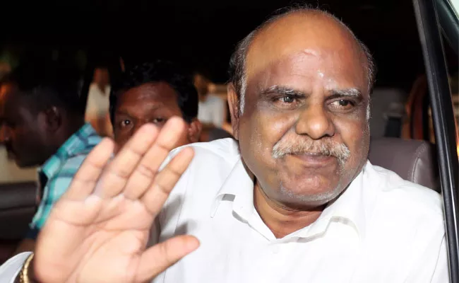 Former Calcutta HC Judge CS Karnan released from Presidency Jail - Sakshi