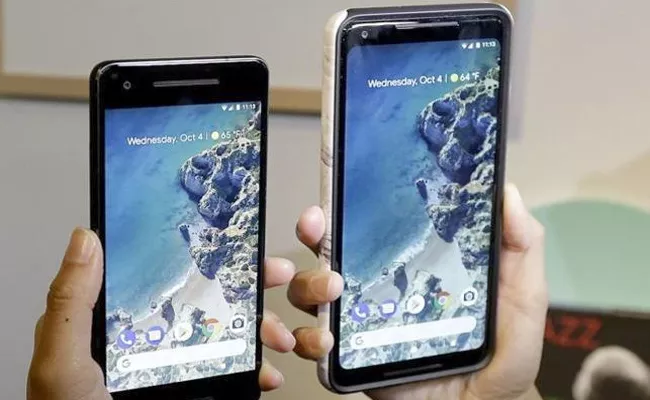  Pixel 2, Pixel 2 XL Price in India Slashed With Limited Period Cashbacks, Discounts - Sakshi