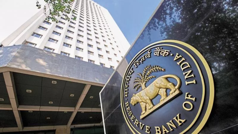 India needs to strengthen RBI's independence - Sakshi