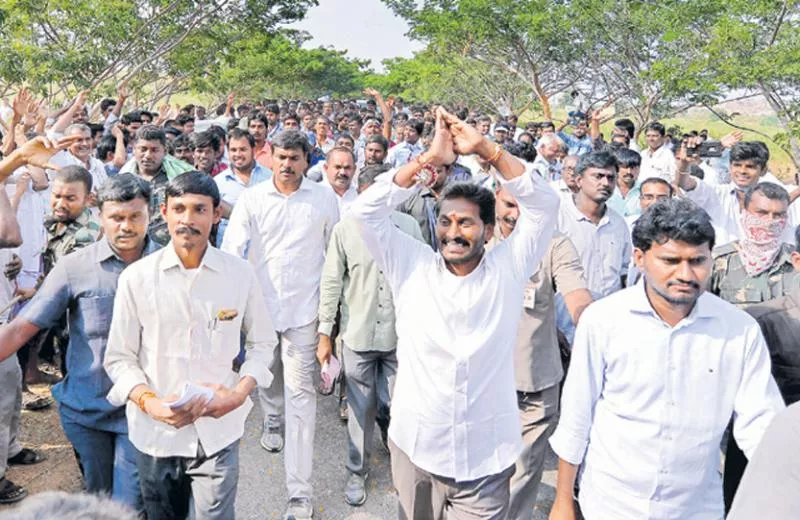 ys jagan prajasankalpa yatra got suge response from people - Sakshi