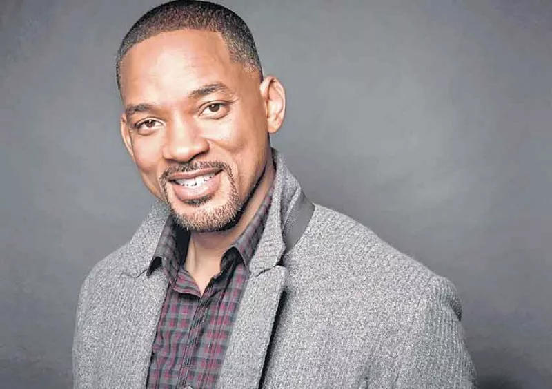 Will Smith Likes Akshay Kumar's Chicken Tikka Masala  - Sakshi