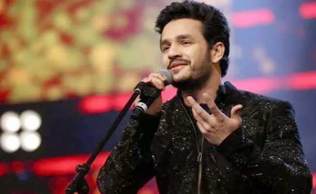 Akhil Akkineni spent 100 hours for that song - Sakshi