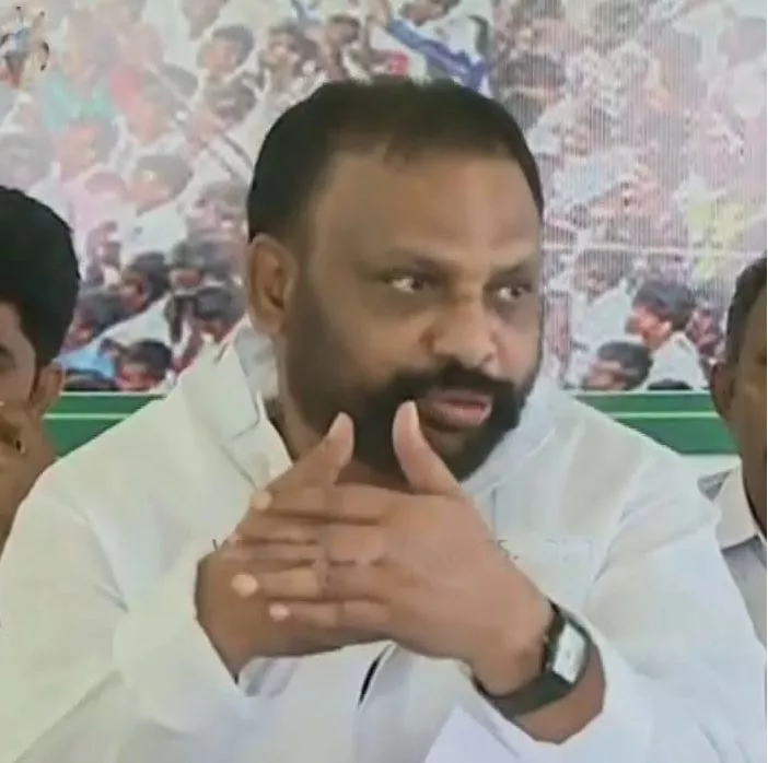  that mlc seat is ysrcps donation: ramayya - Sakshi