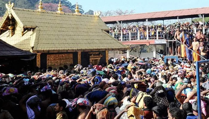 More than 260 women tried to reach Sabarimala Sannidhanam - Sakshi