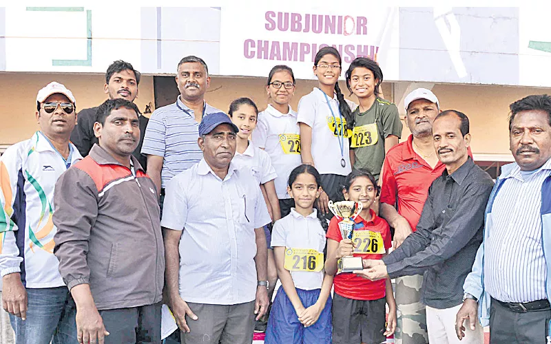 HPS wins team championship of athletics meet - Sakshi