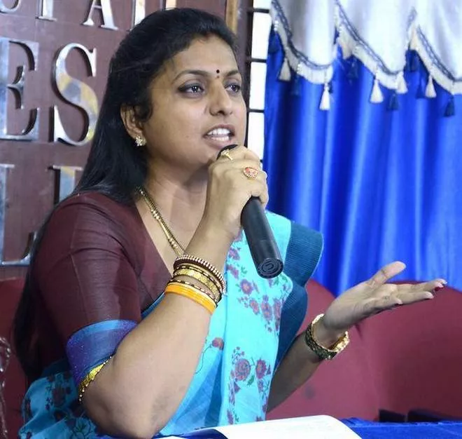 MLA Rk Roja fires on Muddukrishnamanaidu - Sakshi