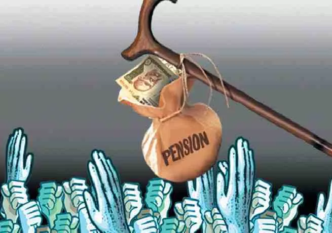 Pensioners body demands Rs 7,500 minimum monthly pension - Sakshi