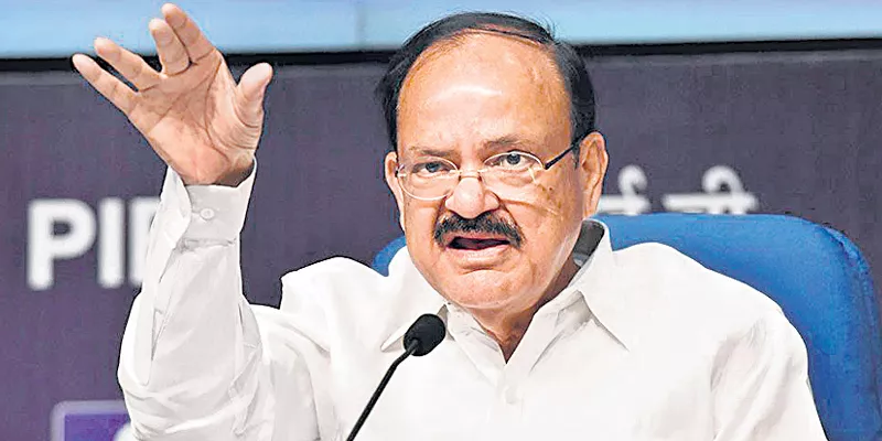 Dispose pleas to debar MPs in 3 months, says Venkaiah Naidu - Sakshi