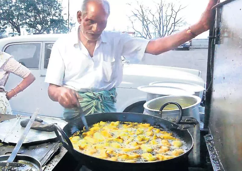 Frying food may increase chances of rain, scientists find - Sakshi