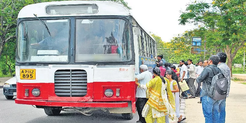 free bus pass up to inter - Sakshi