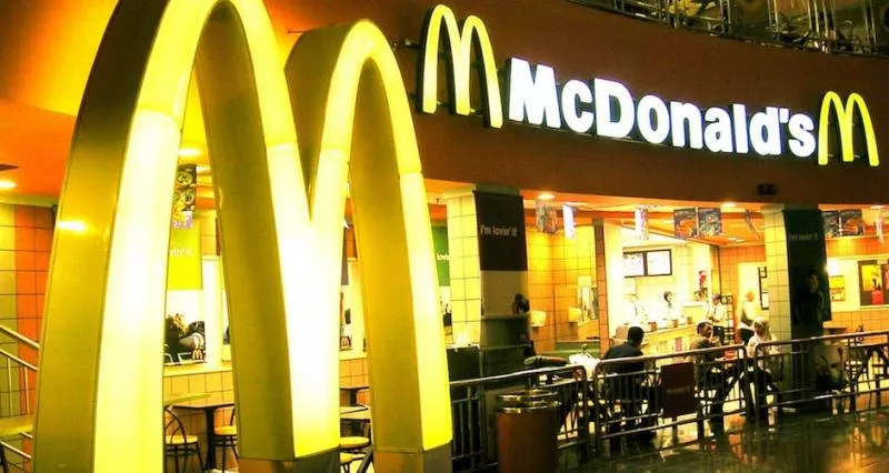 McDonald's Outlet In Mumbai Gets Warning Over Food Hygiene - Sakshi