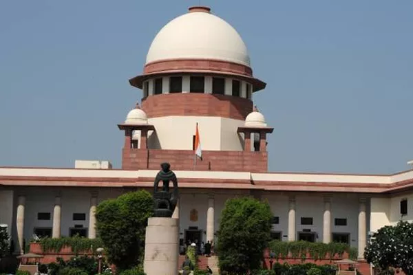 SC Comments on Justice Loya Suspicious Death Case - Sakshi