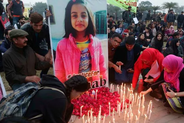 Lahore court Deadline to Kasur Police in Zainab Case - Sakshi