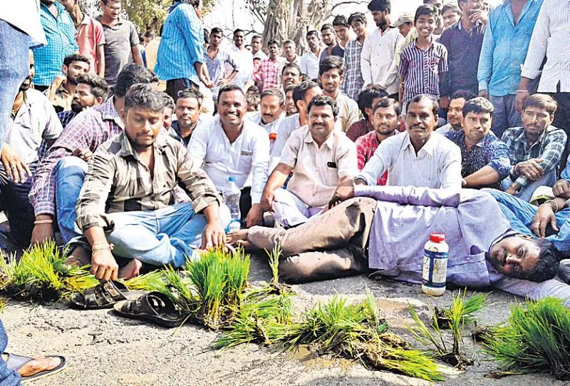 Raising farmers for irrigation water - Sakshi