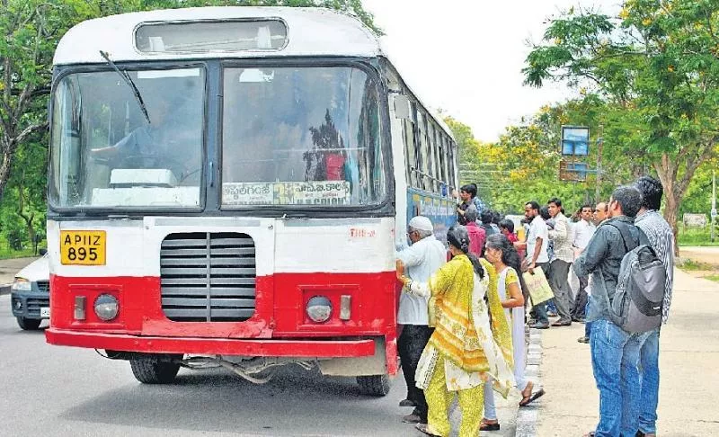 Relaxation to conductors from coins change issue - Sakshi