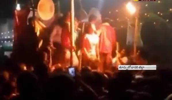 Recording Dance at ammavari Jathara in peddapuram - Sakshi