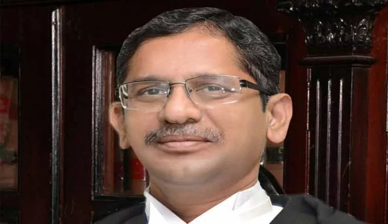  Thaw begins? CJI, senior judges have a lunch date on Wednesday - Sakshi