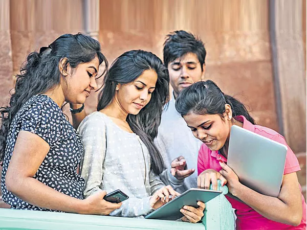  14 percent special quota for girls in IITs  - Sakshi