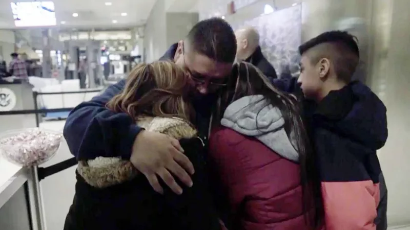 An American immigrant Jorge Garcia's emotional departure - Sakshi