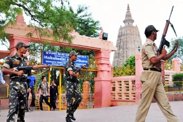  Patna Police alert after Bombs Found In Bodh Gaya - Sakshi