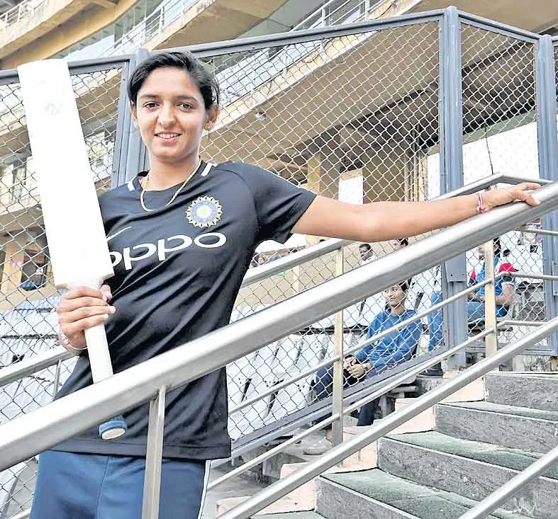 Practice matches are good: Harmanpreet - Sakshi