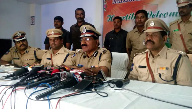 Telangana police is No.1 in India - Sakshi