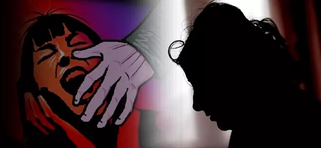 boy friend trying to rape in picnic lover complaint - Sakshi