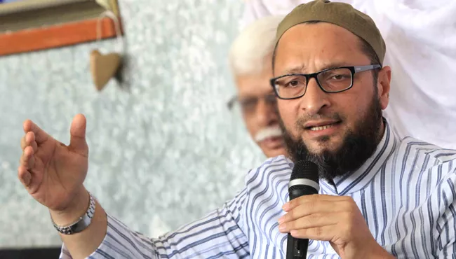 Justice for women is an excuse, the target is Shariat, says Asaduddin Owaisi - Sakshi