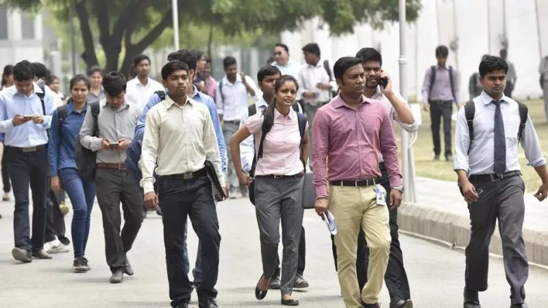 Chinese media explains MBAs are not India's strength but weakness  - Sakshi