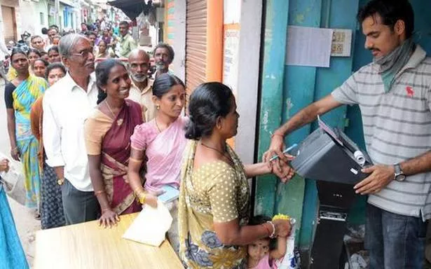 ration card holders facing difficulties with biometrics - Sakshi