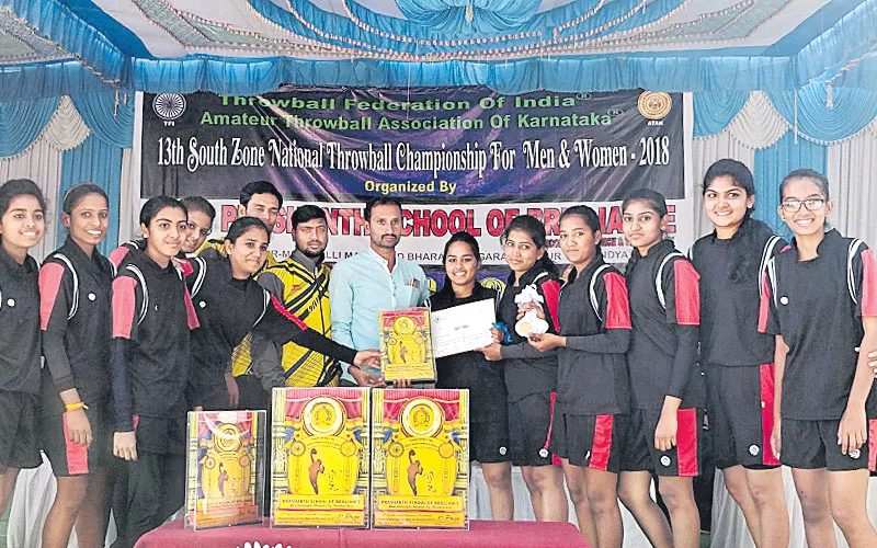 telangana as runner up in national throwball championship - Sakshi