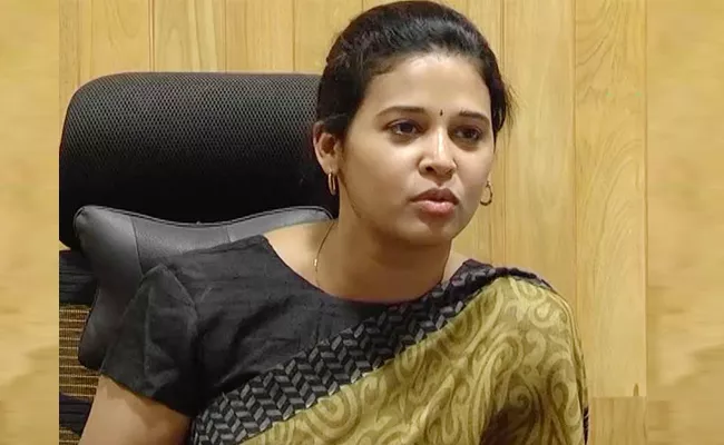 ias officer rohini sindhuri fired on her transfer - Sakshi