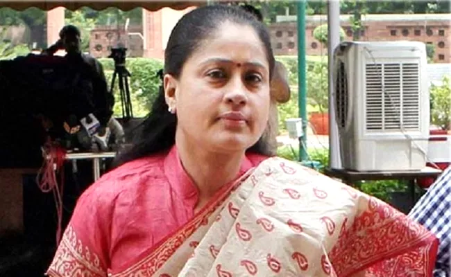 Vijayashanti criticises pawan kalyan on kcr rule - Sakshi