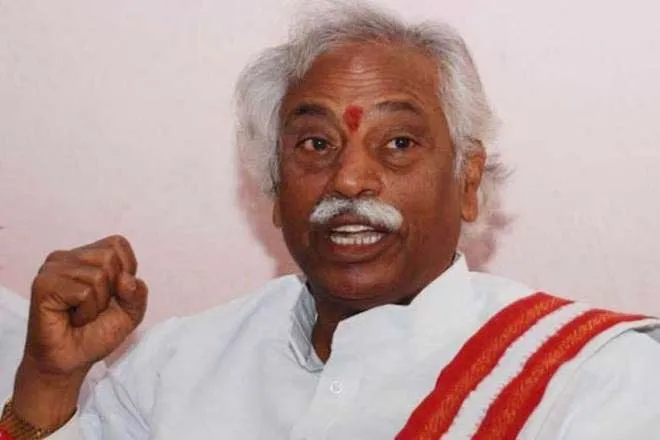 bandaru dattatreya fires on kadiyam srihari - Sakshi