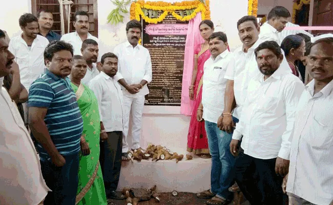 people blessed trs government - Sakshi