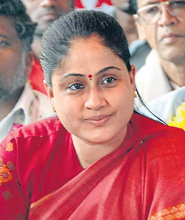 vijayashanti fire on kcr govt - Sakshi