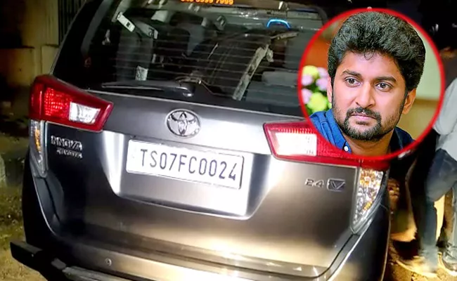 Hero Nani Car Accident In  Jubilee Hills, case filed - Sakshi