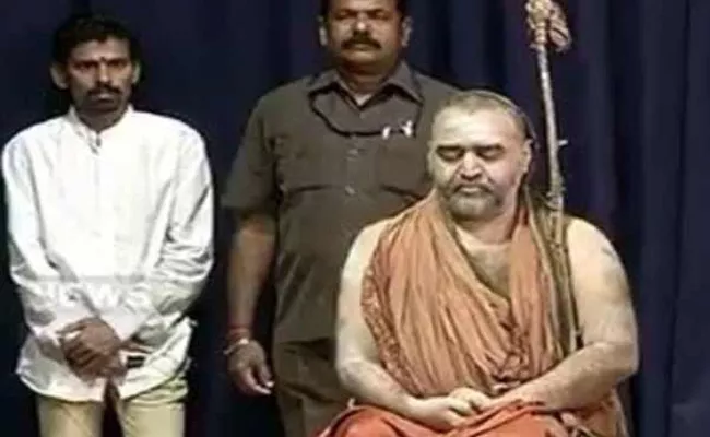 Swami Vijayendra Saraswathi Does Not Stand up for Tamil Anthem, Faces Flak Online - Sakshi