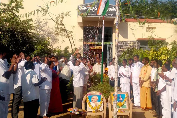 republic day celebrated grandly - Sakshi