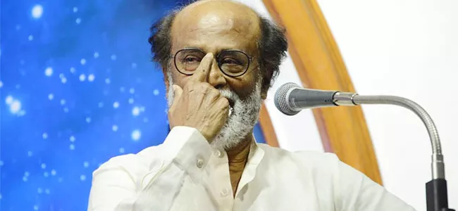 five lakh people in makkal mandram party : rajinikanth - Sakshi