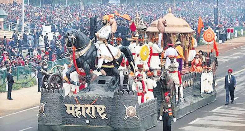 Republic Day: Maharashtra wins award for best tableaux  - Sakshi