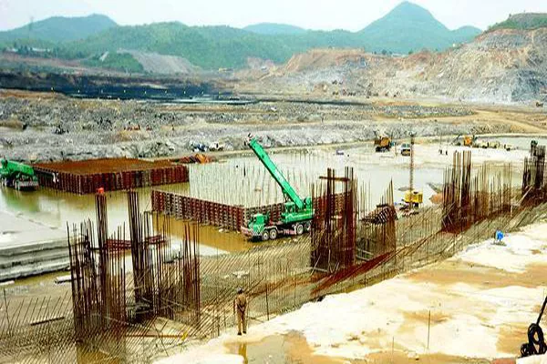 Navayuga constructions to take up polavaram works - Sakshi