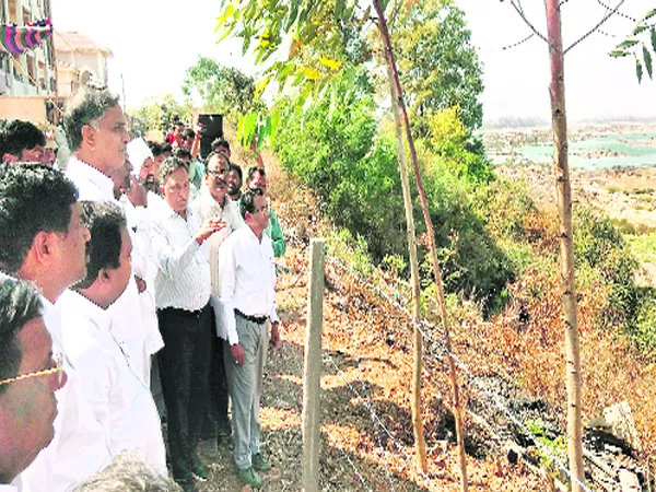 minister harish rao visits devadula project - Sakshi