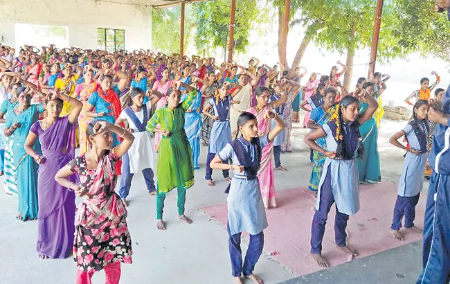 karate training for DWCRA women in Jangaon - Sakshi