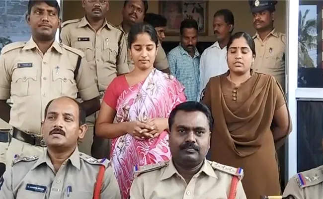 srividya.. who was killed husband arrested - Sakshi